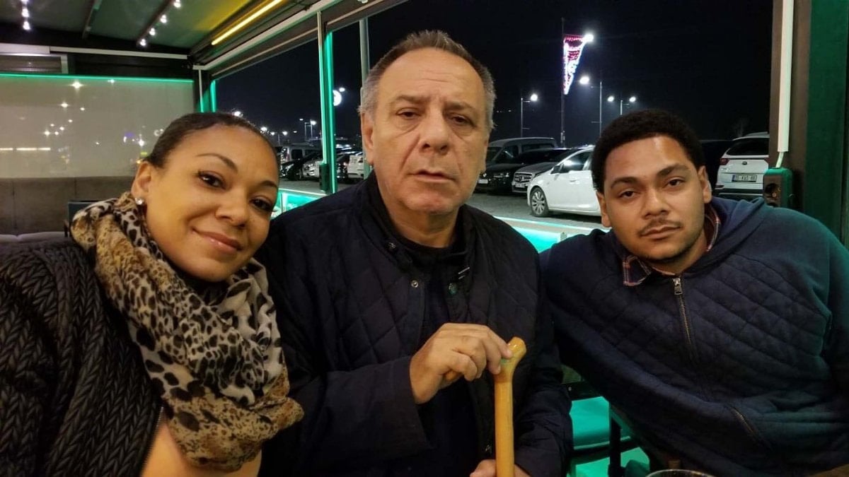 ABD'li kardeşler, babalarını yıllar sonra Türkiye'de buldu