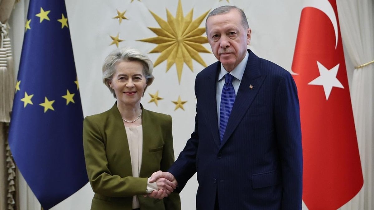 Cumhurbaşkanı Erdoğan, Ursula Von der Leyen ile telefonda görüştü