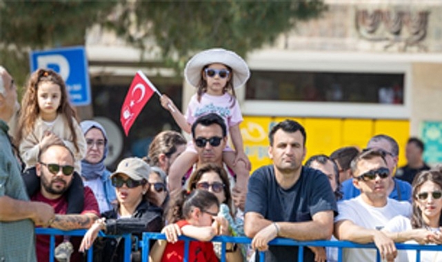 İzmir'de 19 Mayıs coşkusu