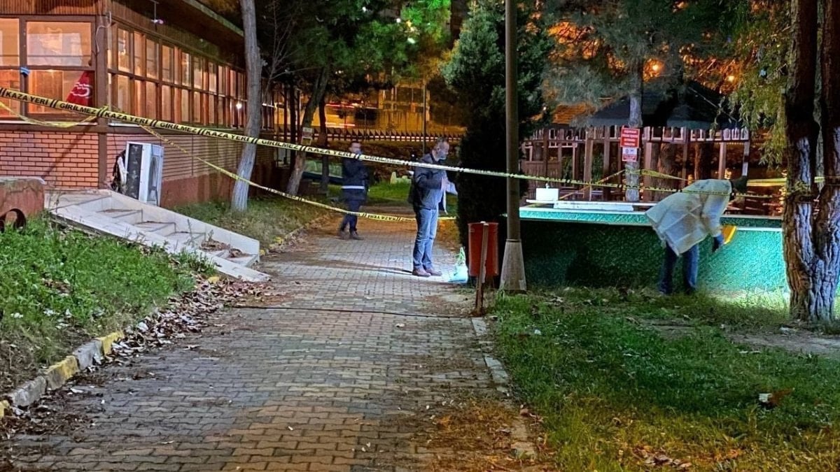 Kocaeli'de 'aldatıldım' diyerek eşini öldüren sanık 22 yıl hapis cezası aldı