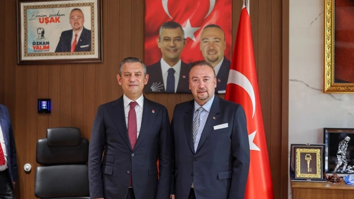 Özkan Yalım'ın telefonundan yeni yazışmalar çıktı: Özgür Özel'in torpil listesi