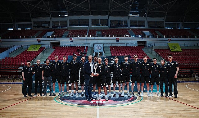 Potada Büyük Gurur: Konya Büyükşehir Belediyespor U16 Takımımız Türkiye Üçüncüsü