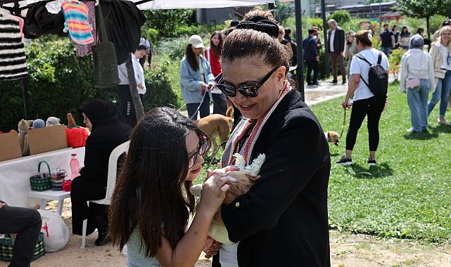 Sahiplendirme Şenliği'nde can dostlara yeni yuva