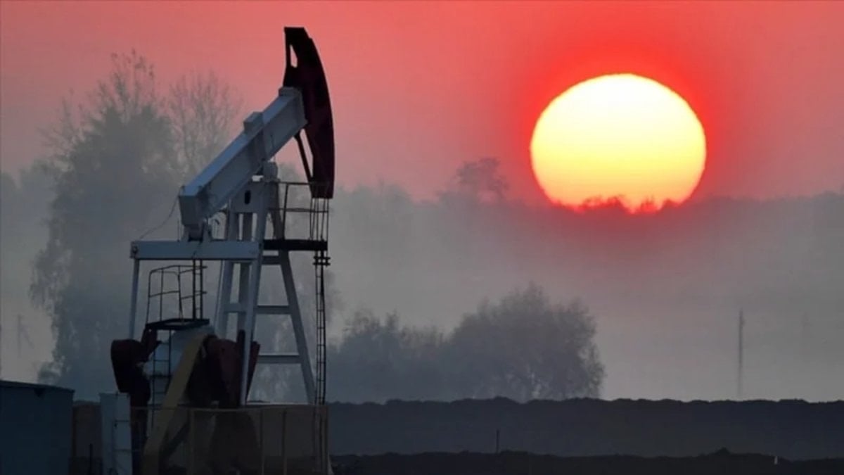 Trump'ın tehdidi sonrası petrol fiyatı son 2 haftanın rekoruna ulaştı: 111,25 dolar