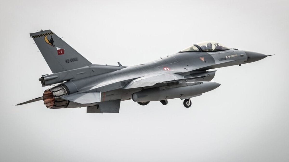 Türkiye'nin F-16 hamlesi Yunanistan'da gündem oldu