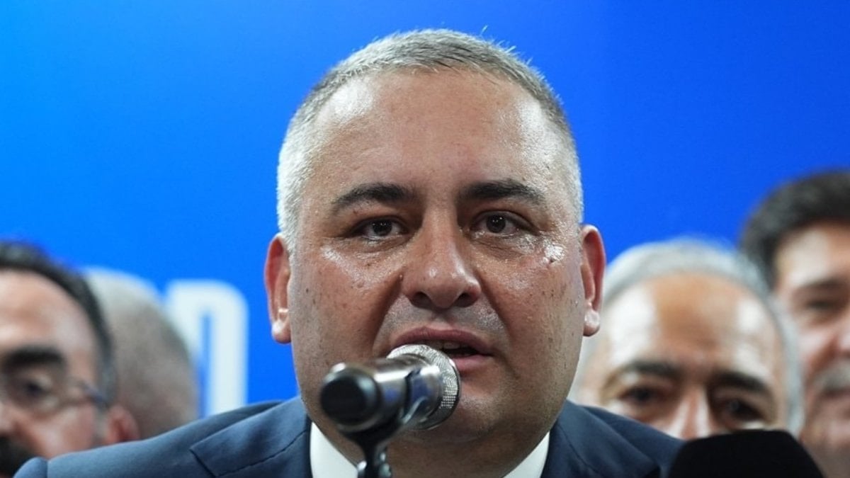 AK Parti'ye geçen Mesut Özarslan: Tek felsefemiz halka hizmet belediyeciliği