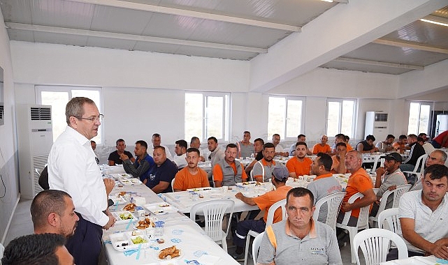 Ayvalık Belediye Başkanı Mesut Ergin: "Temiz bir kent, sadece belediyenin değil, hepimizin ortak emeğiyle mümkün"