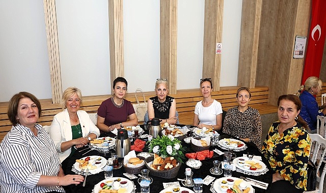 Başkan Aydın Muhtarlarla Ortak Akıl Buluşması'nda Bir Araya Geldi