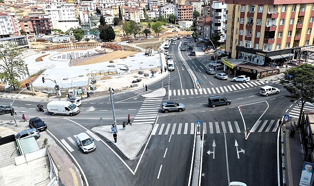 Çayırova'daki kavşakta Büyükşehir imzası