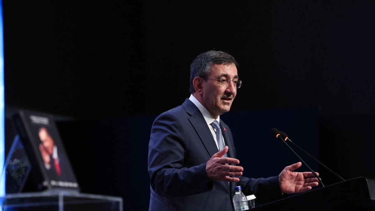 Cevdet Yılmaz: Türkiye, yatırımcılar için güçlü bir merkez