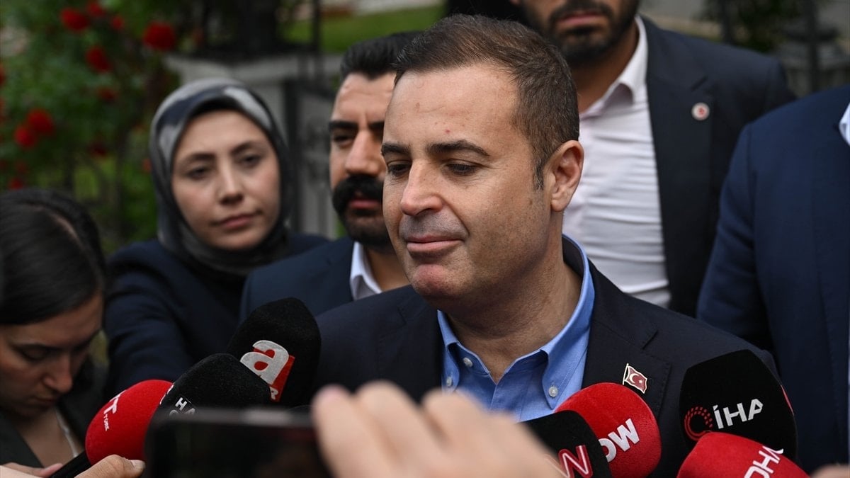 CHP’li Ahmet Akın, Kılıçdaroğlu’nu ziyaret etti