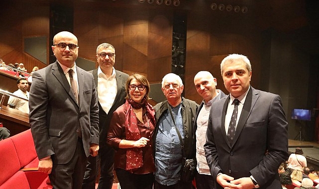 İstanbul'da Gürcistan Rüzgârı: "Zincire Vurulmuş Prometheus" Seyirciyle Buluştu