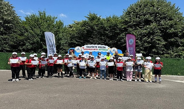 Kartepe'de Trafik Eğitim Parkurunda Eğitimler Başladı