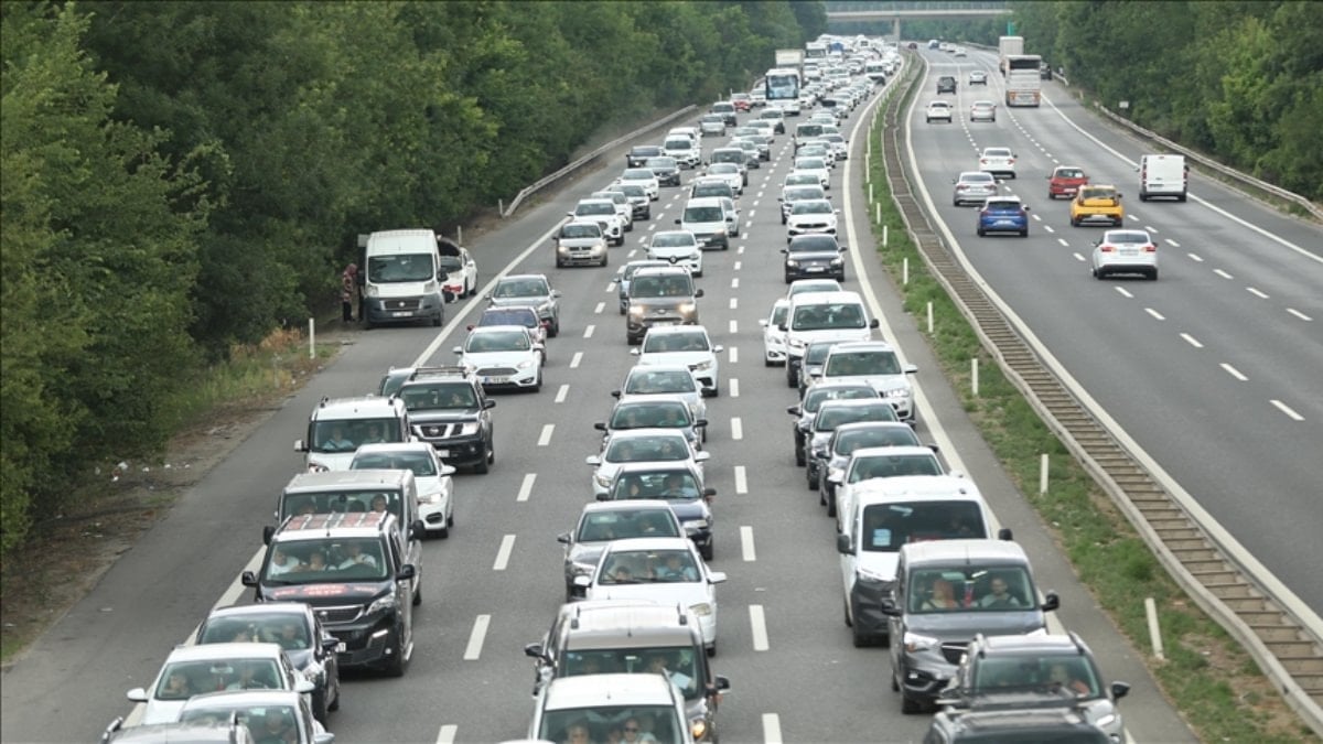 Kurban Bayramı tatilinde güvenli yolculuk için altın kurallar