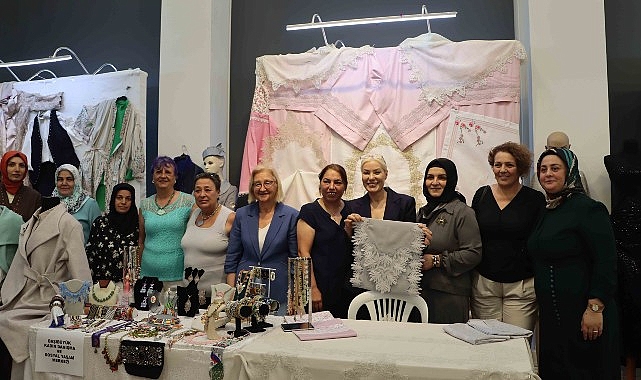 'Öğrenen ve Üreten Aileler'in emeği sergiyle taçlandı