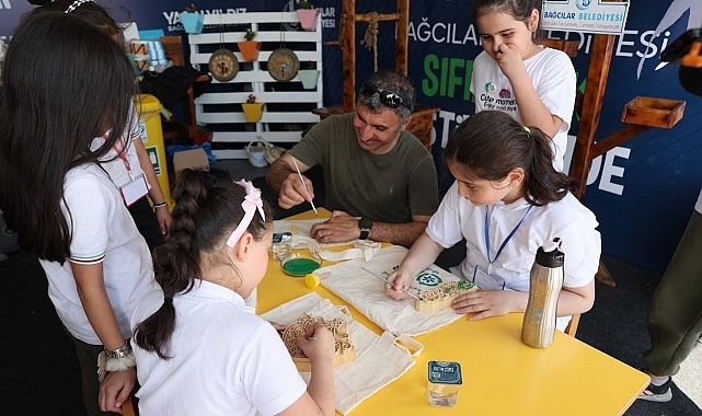 Sıfır Atık Festivali'nde Bağcılar Belediyesi standına yoğun ilgi