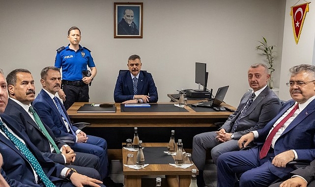 Bakan Çiftçi, Büyükşehir'in vizyon projelerini yerinde inceledi