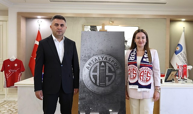 Başkan Vekili Büşra Özdemir'e Antalyaspor yönetiminden teşekkür ziyareti
