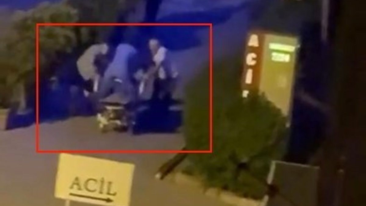 Bursa'da sedye üzerinde yaşama döndürülen kazazede, hayatını kaybetti