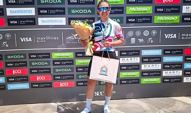 DEÜ'lü Akademisyen, L'Étape by Tour de France Türkiye Etabı'nda İkincilik Kürsüsüne Çıktı