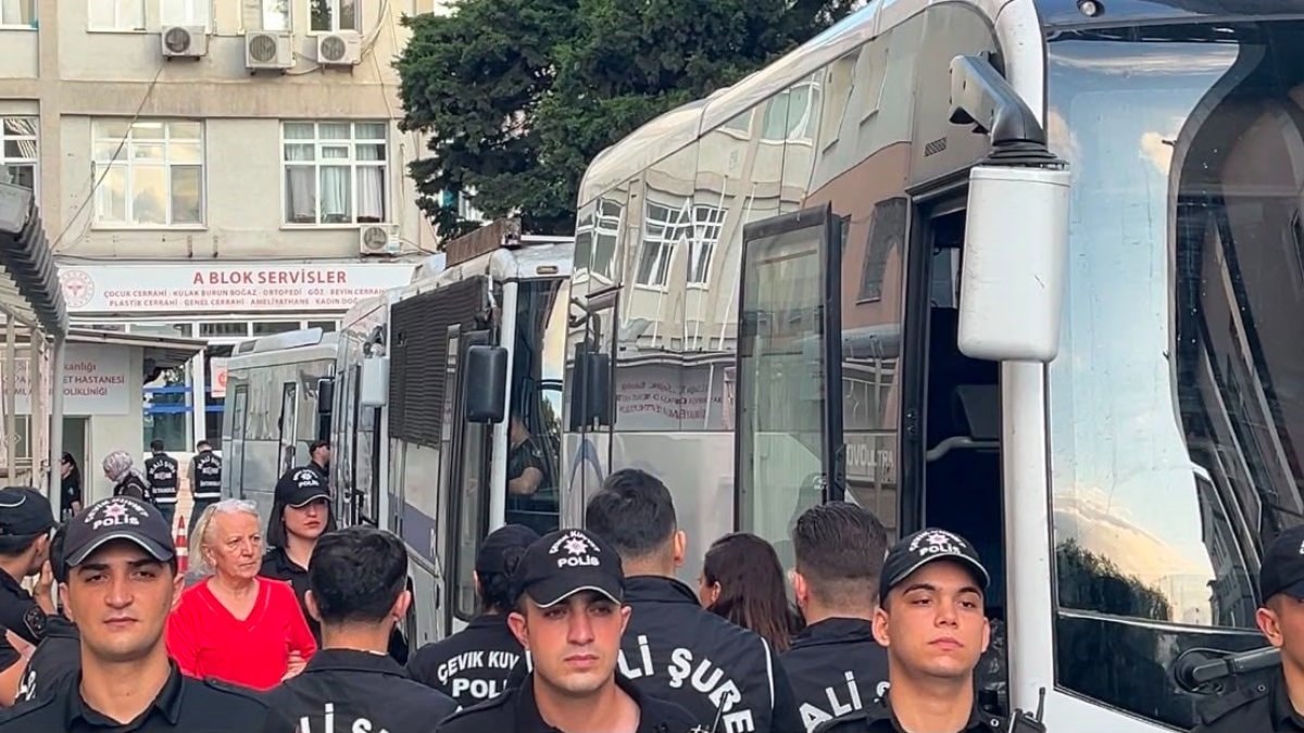 İzmit Belediyesi’ne yönelik soruşturma kapsamında şüpheliler sağlık kontrolünde