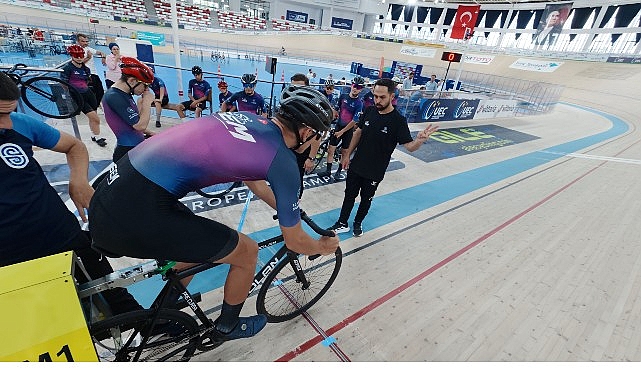 Konya Velodromu'nda Geleceğin Şampiyonları Piste Çıktı: 200 Sporcu Konya'da Buluştu