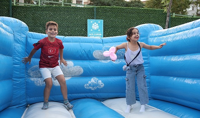 Mahalle Şenliği Coşkusu Demirtaşpaşa ve Elmasbahçeler'i Sardı