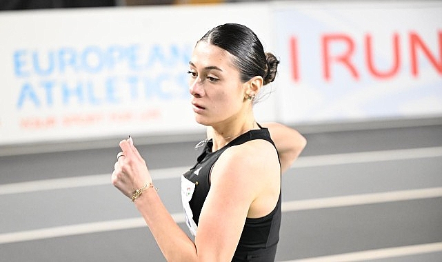 Milli Sporcu Aysel Önder'den 400 Metrede Türkiye Şampiyonluğu