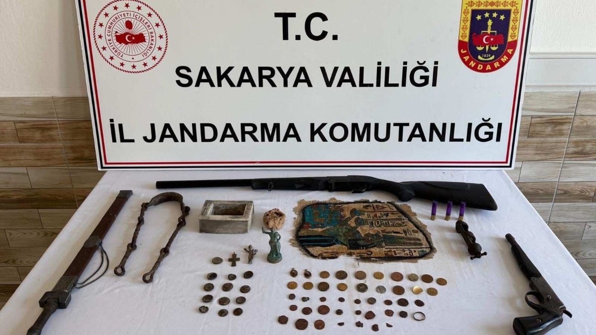 Sakarya'da Roma ve Bizans dönemine ait 63 tarihi eser ele geçirildi
