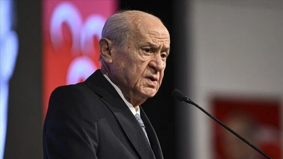 Devlet Bahçeli'den Leyla Zana'ya başsağlığı telefonu