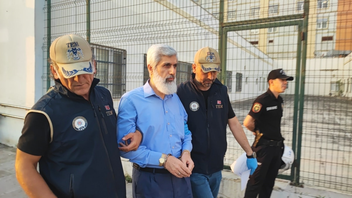 Furkan Vakfı'na operasyon: Alparslan Kuytul ve eşi gözaltında