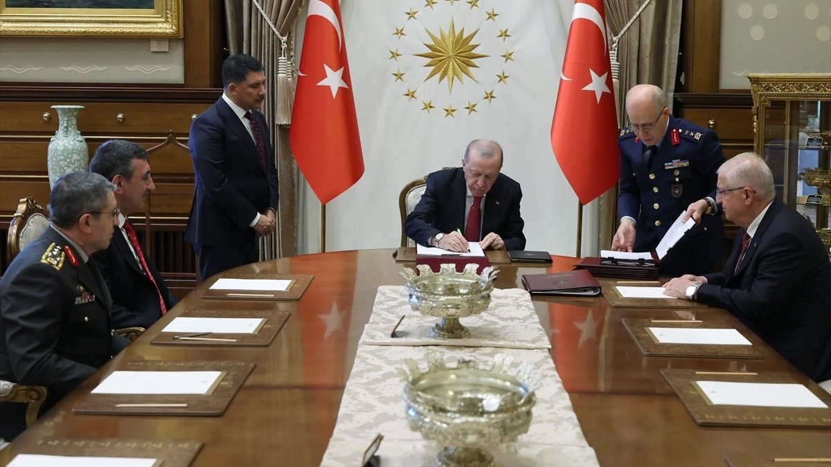 TSK'da atama ve terfi kararları Resmi Gazete'de