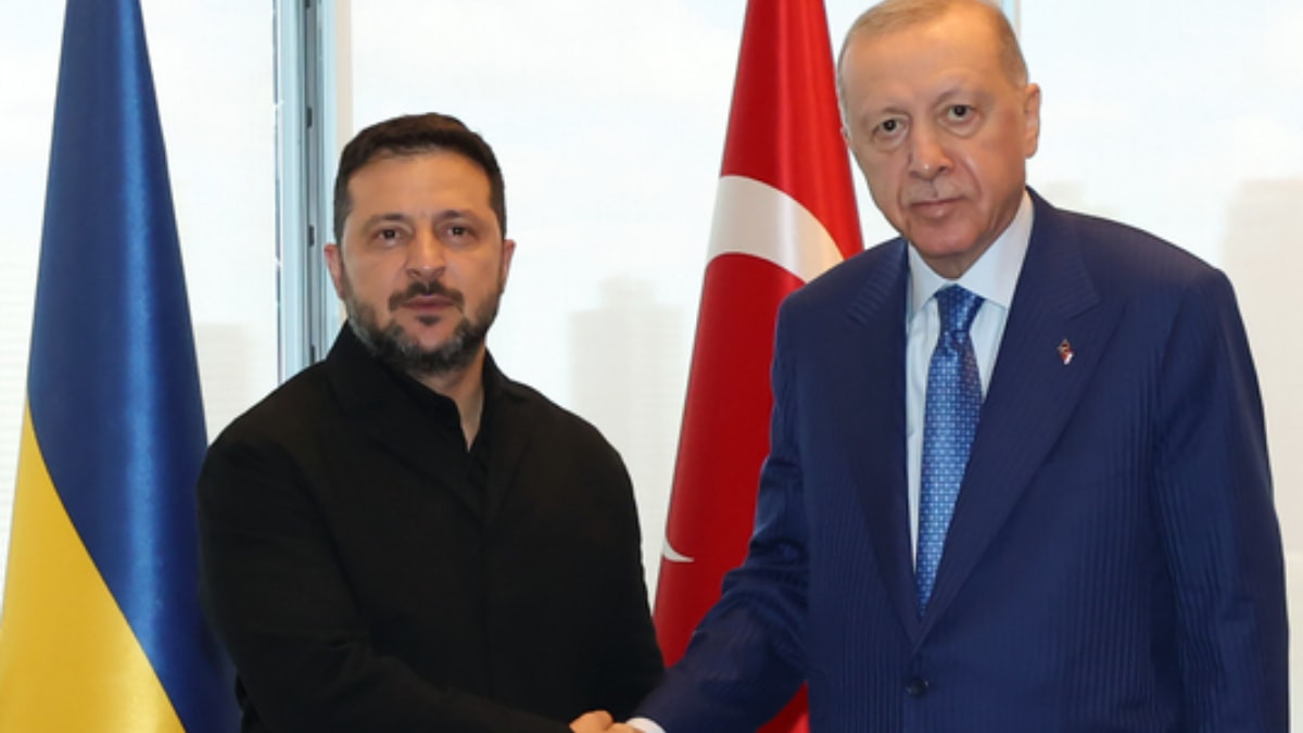 Cumhurbaşkanı Erdoğan, Ukrayna Devlet Başkanı Zelensky ile görüştü