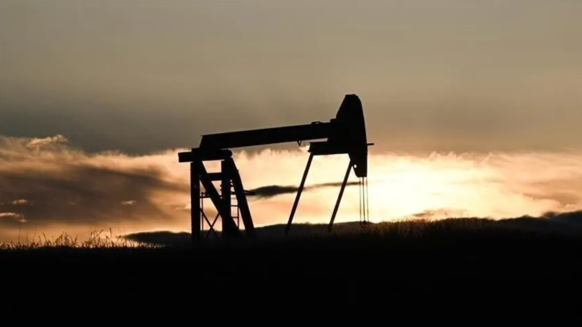 İran "ABD ile müzakere planı yok" dedi, Brent petrol 100 doları aştı