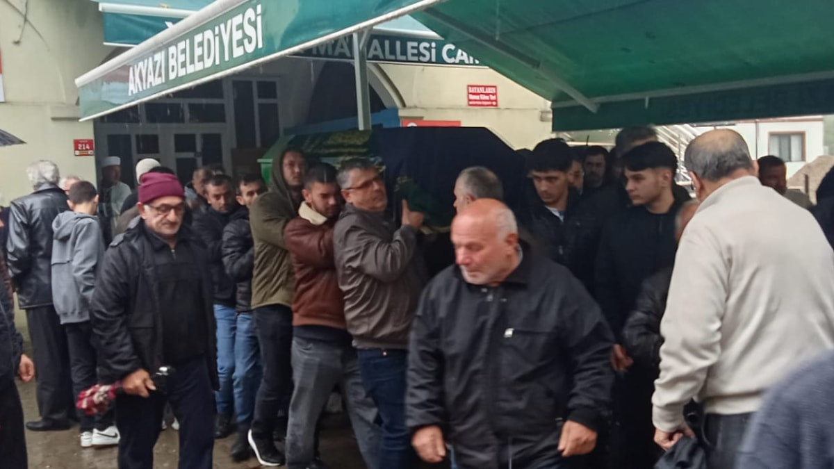 Sakarya'da eşi tarafından bıçaklanan kadın 23 günlük yaşam savaşını kaybetti