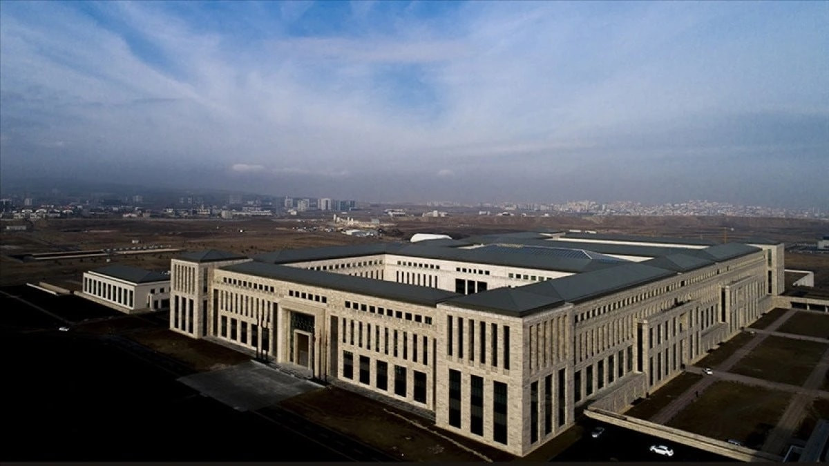 MİT'ten istihbarata ilişkin doğru bilinen yanlışlar rehberi